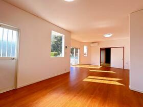 愛知県豊田市平山町１丁目