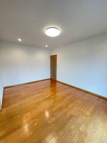 三重県四日市市桜新町１丁目