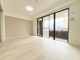 ロータリーパレスアリーラ春日部　４０７