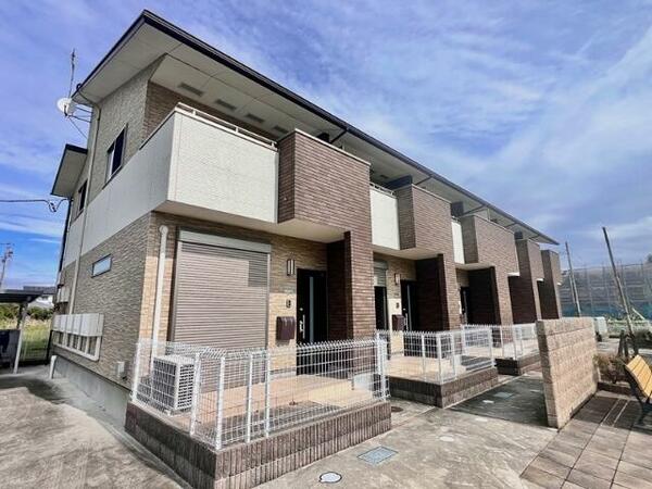 apartment 茨城県つくば市研究学園５丁目５－１３ ファースト・ラフィーネ・学園１Ｆ