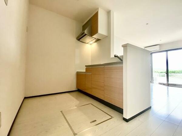 apartment 茨城県つくば市研究学園５丁目５－１３ ファースト・ラフィーネ・学園１Ｆ