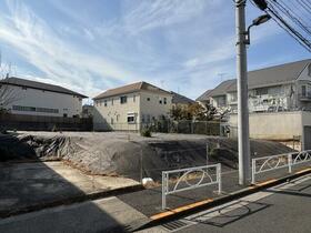 東京都目黒区中根２丁目