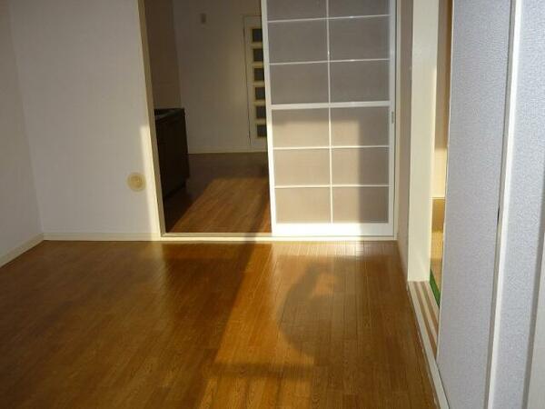 apartment 埼玉県北葛飾郡松伏町田中２丁目
地図を見る