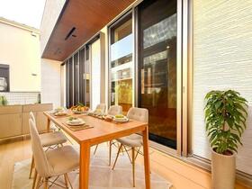 東京都練馬区小竹町１丁目