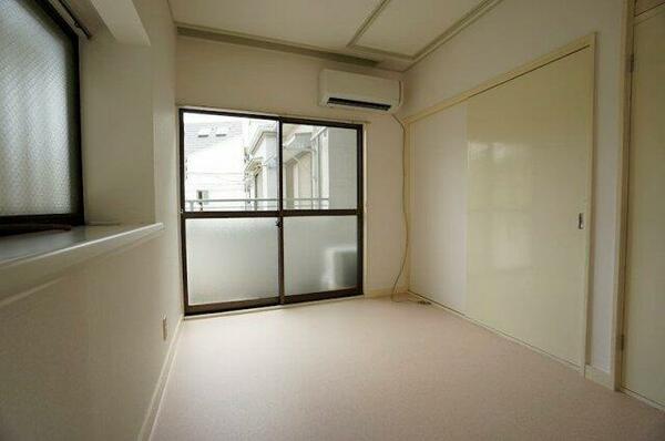 detached 東京都目黒区下目黒３丁目

地図を見る