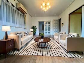 埼玉県所沢市松が丘2丁目