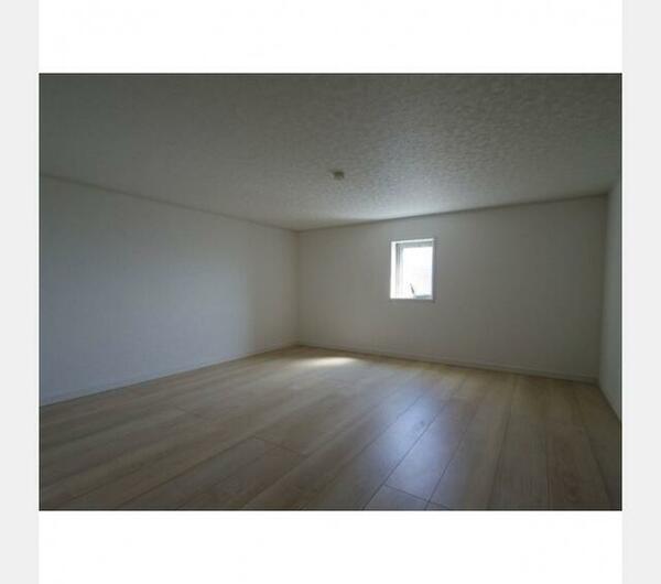 detached 東京都府中市美好町３丁目

地図を見る