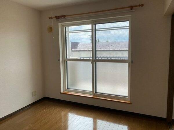 apartment 岩手県紫波郡矢巾町大字又兵エ新田第７地割２２０番地７