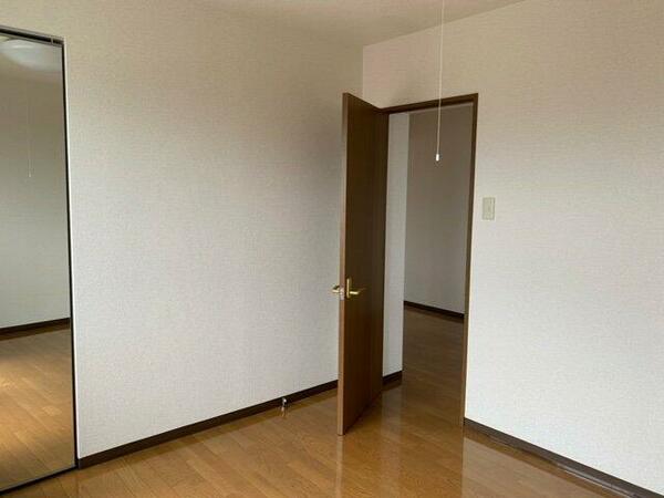 apartment 岩手県紫波郡矢巾町大字又兵エ新田第７地割２２０番地７