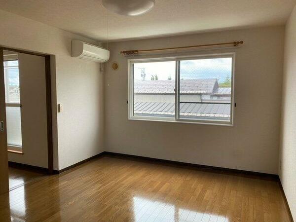 apartment 岩手県紫波郡矢巾町大字又兵エ新田第７地割２２０番地７