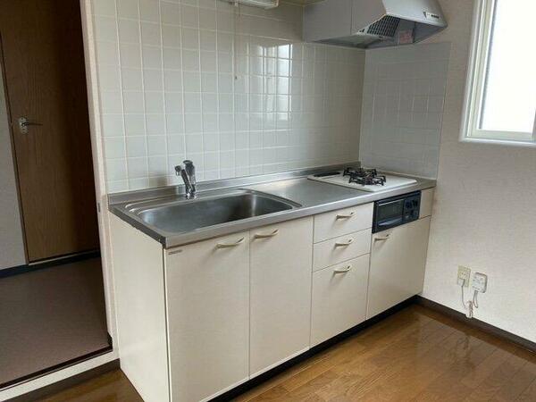 apartment 岩手県紫波郡矢巾町大字又兵エ新田第７地割２２０番地７