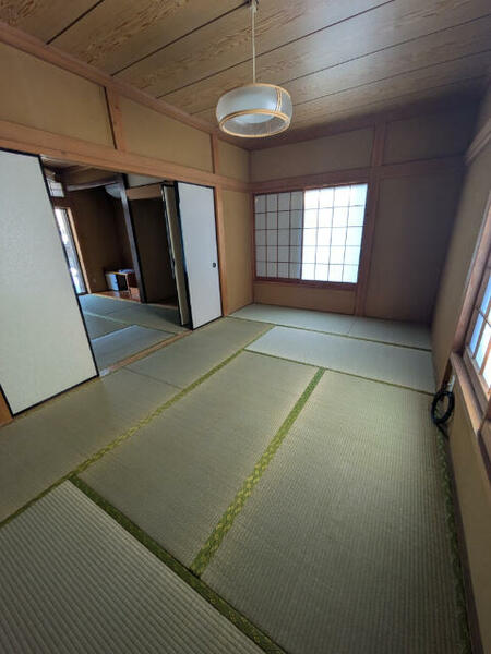 detached 埼玉県鴻巣市人形１丁目

地図を見る