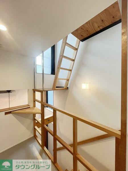 detached 東京都目黒区柿の木坂１丁目

地図を見る