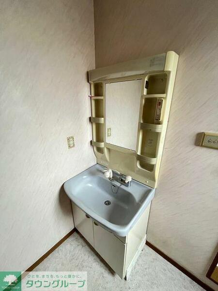 detached 埼玉県三郷市寄巻

地図を見る