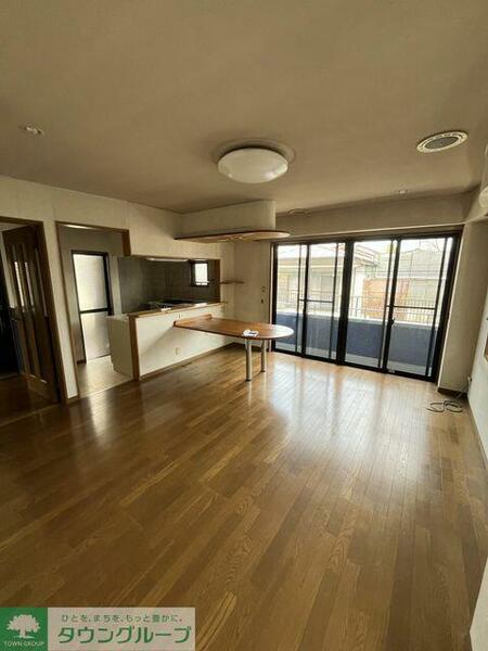 detached 埼玉県三郷市寄巻

地図を見る