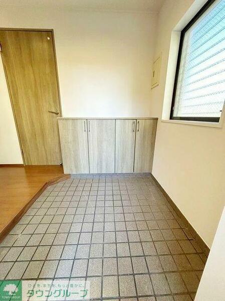 detached 東京都練馬区小竹町２丁目

地図を見る