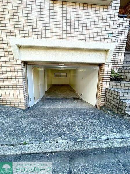 detached 東京都練馬区小竹町２丁目

地図を見る