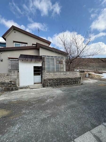 detached 青森県青森市大字新城字平岡
地図を見る