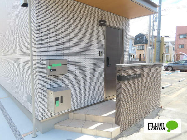 detached 東京都小金井市中町３丁目

地図を見る