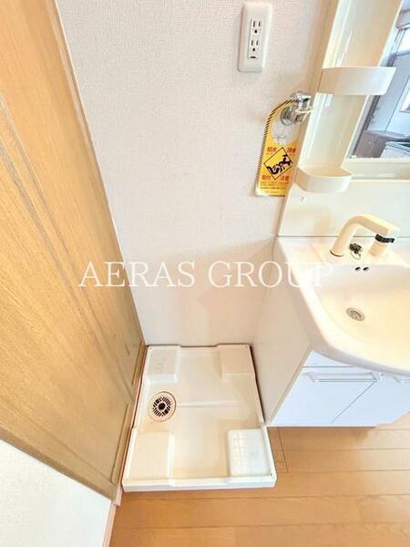 apartment 埼玉県八潮市大字鶴ケ曽根
地図を見る