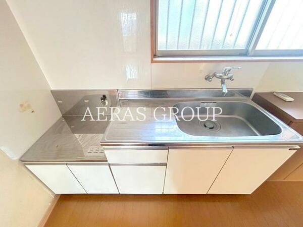 apartment 埼玉県八潮市大字鶴ケ曽根
地図を見る