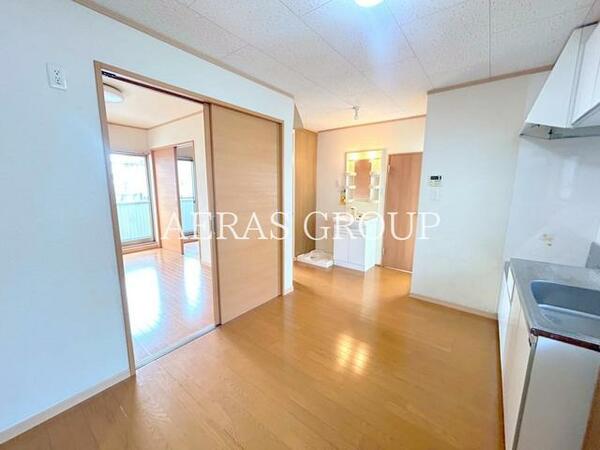 apartment 埼玉県八潮市大字鶴ケ曽根
地図を見る