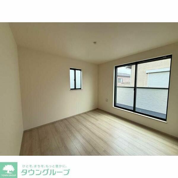 detached 埼玉県さいたま市西区大字水判土

地図を見る