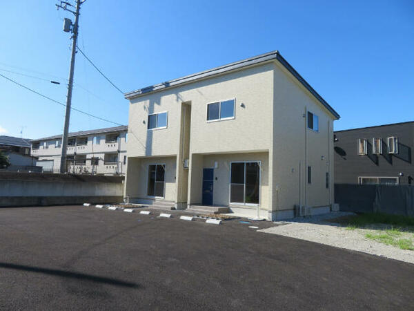 detached 宮城県黒川郡大和町吉岡字西原

地図を見る