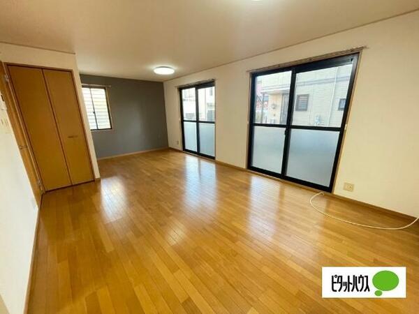 detached 埼玉県吉川市大字吉川

地図を見る