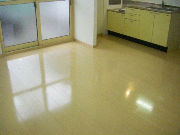 apartment 秋田県男鹿市船越字那場掛
地図を見る