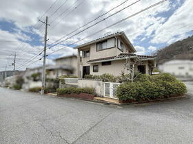 兵庫県川西市けやき坂３丁目