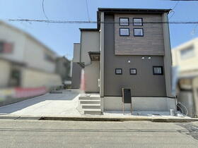 兵庫県川西市西多田２丁目