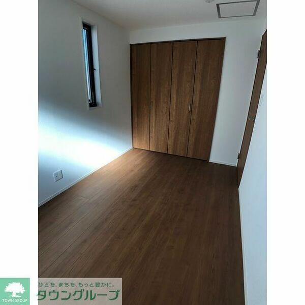 detached 東京都小平市小川町１丁目

地図を見る