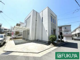 大阪府枚方市出口３丁目