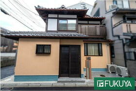 京都府京都市左京区吉田中阿達町