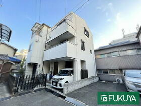 大阪府吹田市片山町1丁目