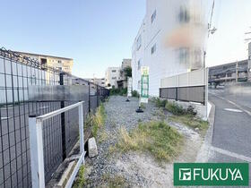 大阪府高槻市西真上１丁目
