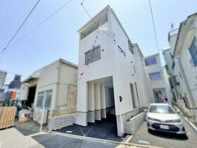 東京都足立区千住緑町３丁目