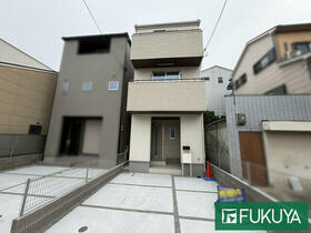 大阪府東大阪市菱屋西１丁目
