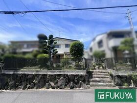 奈良県生駒郡三郷町信貴ケ丘３丁目
