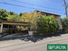 兵庫県川西市けやき坂１丁目