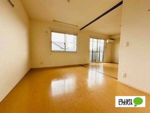 apartment 茨城県つくばみらい市陽光台３丁目
地図を見る