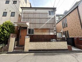 東京都新宿区北新宿１丁目