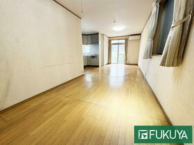 京都府京都市伏見区横大路六反畑