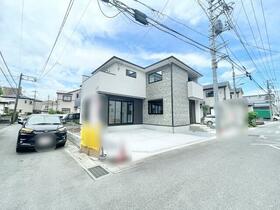 埼玉県草加市稲荷２丁目