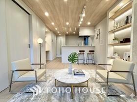 東京都港区三田１丁目