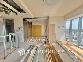 東京都三鷹市下連雀３丁目