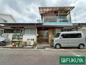 兵庫県宝塚市山本野里1丁目