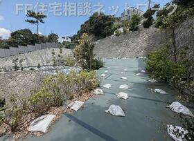 神奈川県鎌倉市極楽寺１丁目