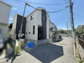 兵庫県川西市西多田２丁目